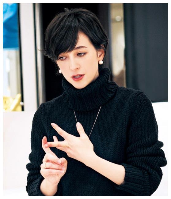 娱乐吃瓜君叠字男明星,男明星们的娱乐吃瓜盛宴